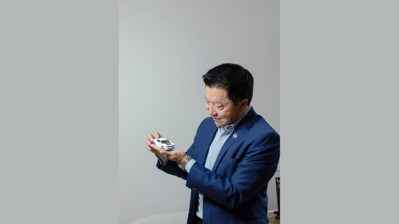 Milton Seigi Hayashi mostra como tecnologias modernas estão dando nova vida a carros clássicos.