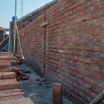 Entenda como pequenas falhas na alvenaria estrutural podem comprometer a durabilidade e o desempenho das paredes.