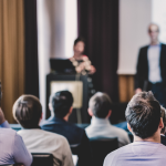 Inteligência Artificial e Ética: O Desafio da Formação Humana no Século XXI