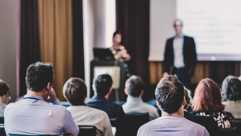 Inteligência Artificial e Ética: O Desafio da Formação Humana no Século XXI