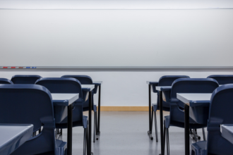 Incentivo ao Empreendedorismo no Ensino Médio: Um Passo Estratégico para o Futuro