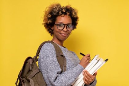 Como estudar para o vestibular com eficiência: estratégias práticas para melhorar seu desempenho