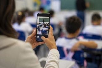 O Impacto do ECA Digital na Privacidade Infantil e o Fim das Fotos de Alunos nas Redes Sociais Escolares