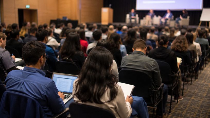Eventos acadêmicos e feiras de inovação em alta: como aproveitar as oportunidades que surgem para estudantes em 2026