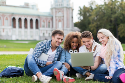 IA nas universidades: novo estudo da UNESCO mostra por que estudantes precisam aprender a usar inteligência artificial com responsabilidade